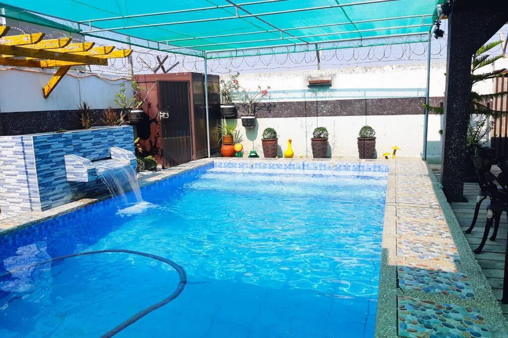 Private House W/ Swimming Pool Staycation Tarlac Tarlac City Eksteriør bilde